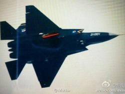 Совершил первый полет новый китайский истребитель J-31