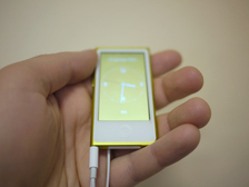  .   Apple iPod nano 2012