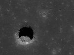 Гигантские дыры на Луне – место для инопланетной базы