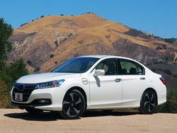 Honda Accord Plug-in – самый экономичный седан