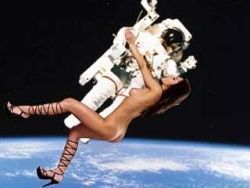 Секс в космосе может быть смертельно опасен