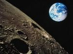 Земля все быстрее отталкивает Луну