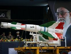 Иран создаст способную долететь до США ракету