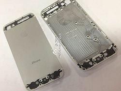 Первые подробности о содержимом нового iPhone 5S
