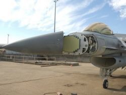 Истребители F-16 получат радары SABR