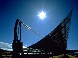 Крупнейшая в мире солнечная электростанция запущена