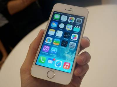 На iPhone 5S начал появляться "синий экран смерти"