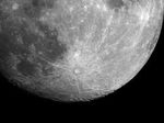 Обитаемые базы будут созданы в приполярных областях Луны