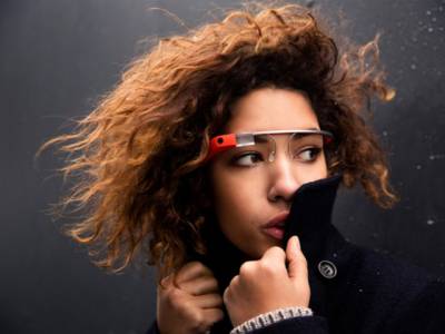 Очки Google Glass совместят с обычными линзами