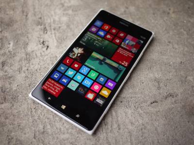  .   Nokia Lumia 1520