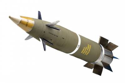 Raytheon создаст корректируемые снаряды для ВМС