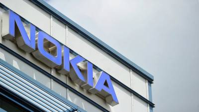 Nokia представила телефоны с поддержкой соцсетей ценой 29 и 45 евро