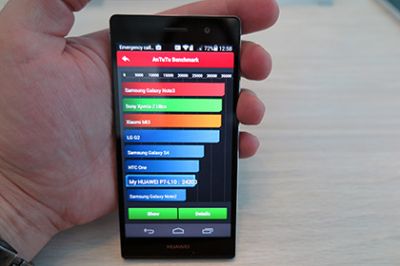 Huawei анонсировала супертонкий флагманский смартфон