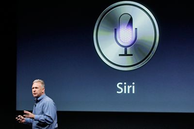Apple начал поиски специалиста для обучения Siri русскому языку