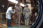 Российские космонавты на МКС получат новые скафандры