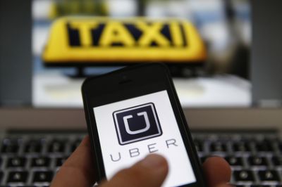 В Госдуме призвали запретить использование сервиса вызова такси Uber