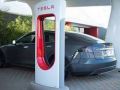 Tesla Motors запускает новую станцию зарядки | техномания