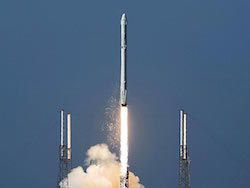 SpaceX становится конкурентом "Союзов"