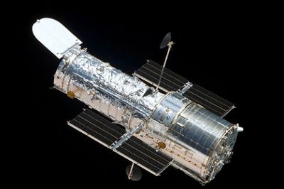 Телескоп Hubble снял серию фото столкновений в джетах черных дыр
