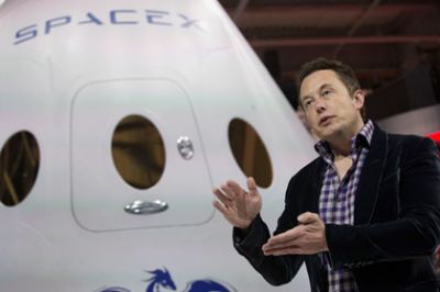 SpaceX в 2016 году начнет испытания дешевого спутникового интернета