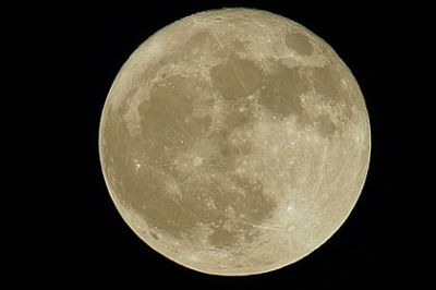 Ученые разгадали наблюдавшееся астронавтами Apollo яркое свечение Луны