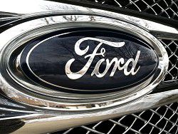 Ford начал сборку внимательных автомобилей
