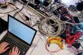Хакеры обнародовали архивы разработчика программ для слежки за людьми | техномания