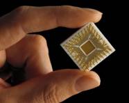 Новый чип от компании IBM в несколько раз превзойдет все имеющиеся чипы. | техномания