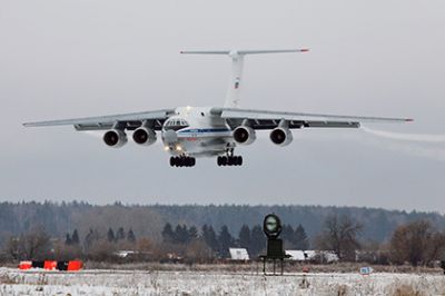 Военные летчики начали первые полеты на новом Ил-76МД-90А
