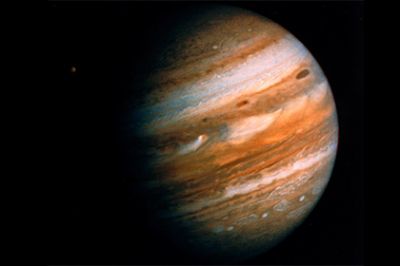 Разгадана тайна «полярных сияний» Юпитера