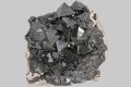 Ученые объяснили необычные свойства «четырехмерного» оксида железа | техномания