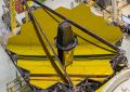 NASA показало золотое зеркало «Джеймса Уэбба»