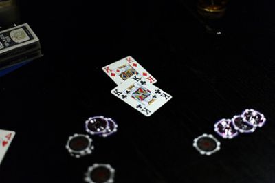 Компьютер смог обыграть профессиональных игроков в покер