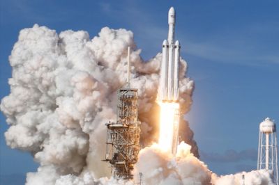 Раскрыта причина аварии во время пуска Falcon Heavy