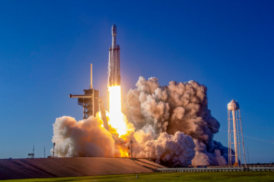 SpaceX отправит в космос прах