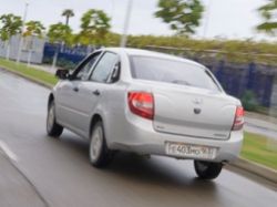 АвтоВАЗ объявил о первом отзыве седанов Lada Granta