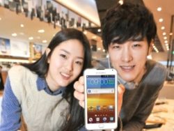 Samsung представила 2-ядерный плеер Galaxy Player 70