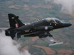 Великобритания начнет готовить пилотов на самолетах Hawk 128/T2