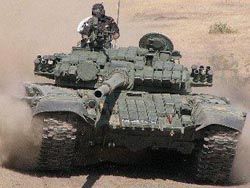 Россия представит на выставке в Индии модернизированный танк Т-90
