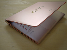  .   Sony VAIO E14P