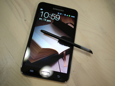 Samsung представит новый "планшетофон" 15 августа