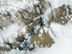НАСА заявило о чрезвычайном таянии льдов Гренландии