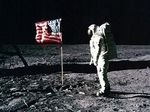 НАСА хочет построить базу на Луне